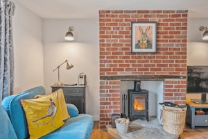 Fox Earth Cottage image 12