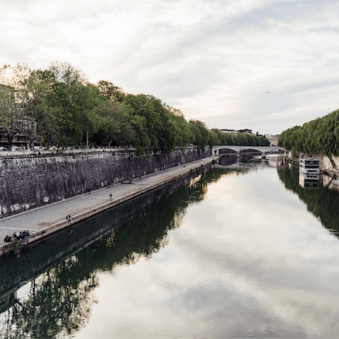 Join the locals for passeggiatas along the River Tiber – just a three-minute stroll from your door