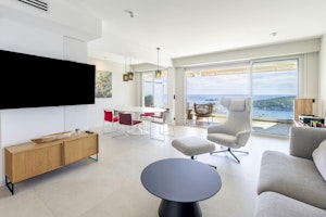 Riviera Gem image 13