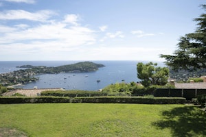Riviera Gem image 6