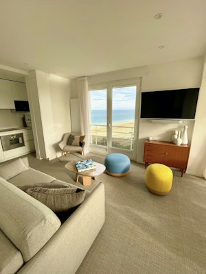Huxley's Hideaway image 10