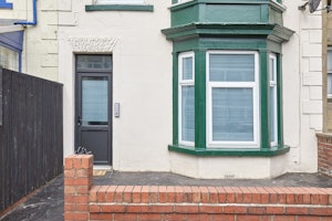 Seaside Charm image 6