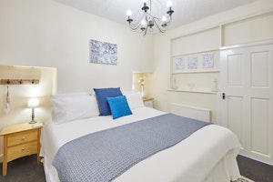 Seaside Charm image 4