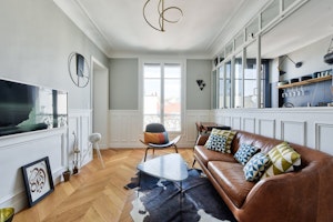 Montparnasse Leather image 1