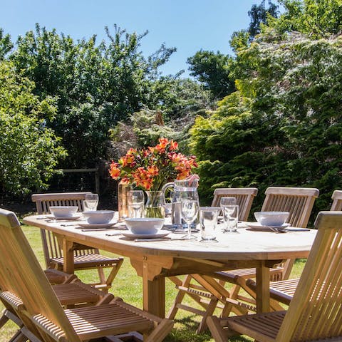 Share an alfresco feast with your loved ones