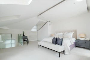 Hyde Park House image 12