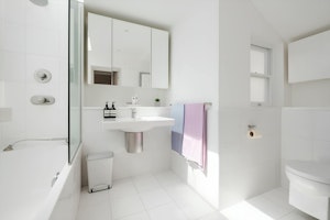 Hyde Park House image 4