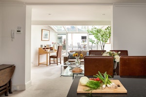 Kensington Roof Garden image 10
