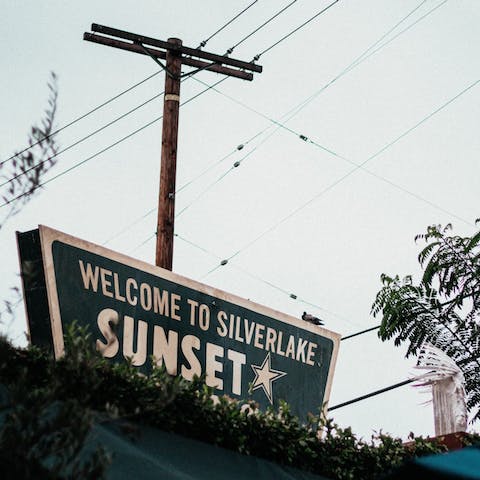 Stay in a quiet neighbourhood with easy access to Los Feliz and Silver Lake