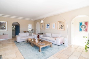 Shoreline Canopy Abode image 3