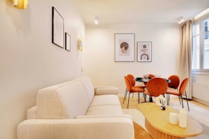 Parisian Peach image 7