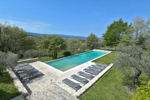 Luberon Paradise image 1