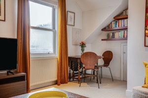 A Pleasant Corner image 2