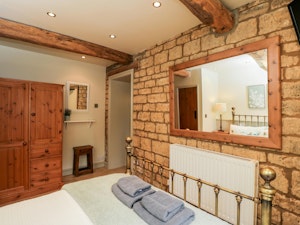 River Windrush Cottage image 3