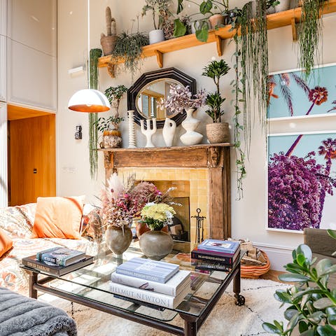 Read, relax and be inspired by the artistic ambience of this home