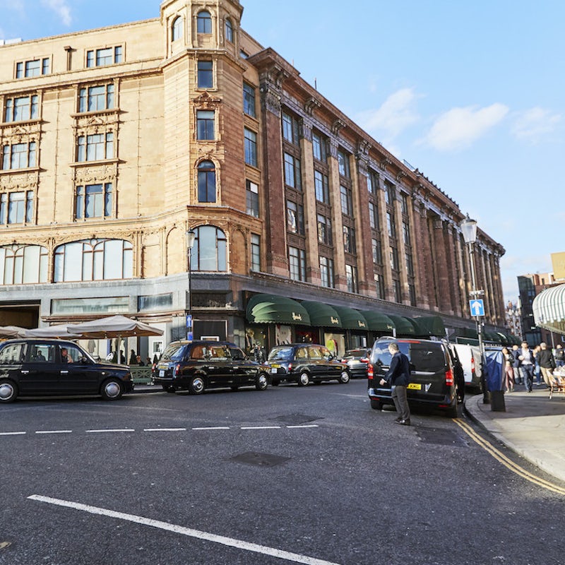 Cluedo Sweet, Knightsbridge, London Plum Guide