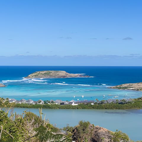 Experience the beauty of St. Barths from Grand Cul-de-Sac