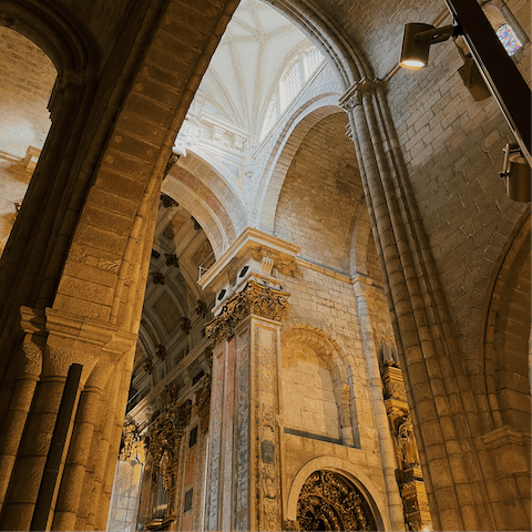 Stroll over to Porto Cathedral, just five minutes from your building