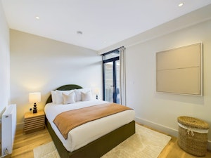 Comfort in Camden image 9