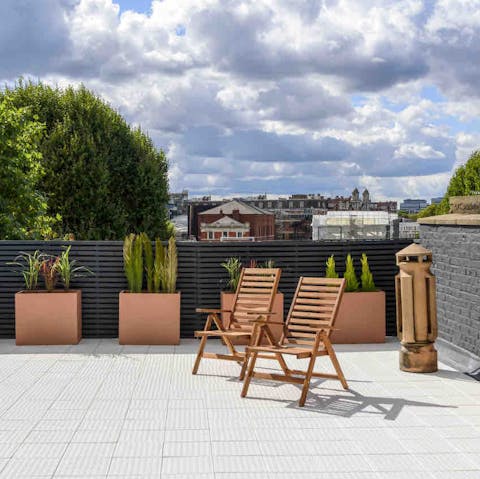 Soak up the summer sunshine on the private roof terrace