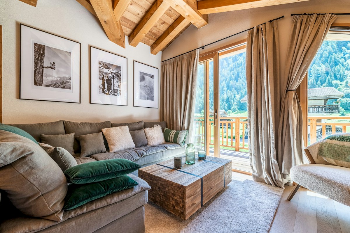 The Mountaineer's Retreat, Auvergne-Rhône-Alpes