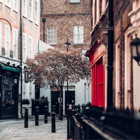 Be inspired and stroll through the lively streets of SoHo – just a five–minute walk away
