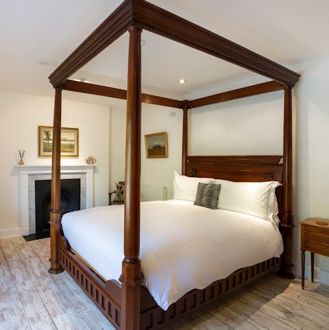 Get a great night's sleep in a beautiful four-poster bed