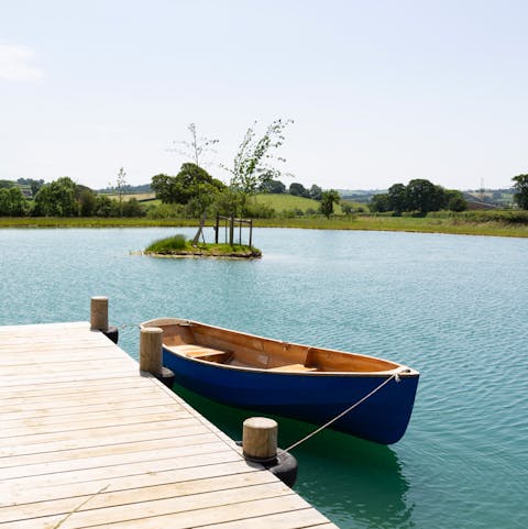 Row around the lovely pond