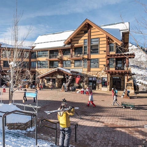Find everything you need from the gondola to the chair lift and restaurants just next door