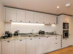Georgian Pleasure image 8