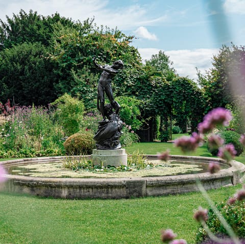 Take a stroll through the picturesque Regent's Park