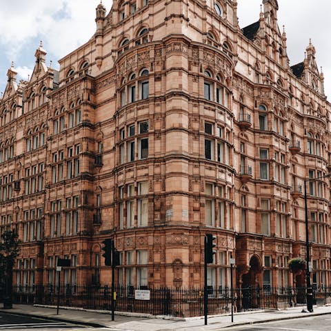 Walk out of the apartment and onto the streets of Marylebone