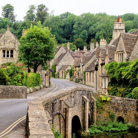 Stay in a traditional Cotswolds village, in an area of outstanding natural beauty