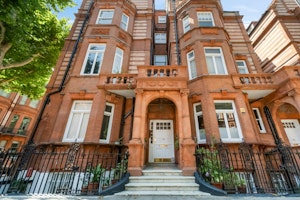 The Belgravia Bolthole image 10