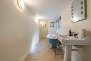The Belgravia Bolthole image 7