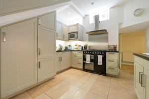 The Belgravia Bolthole image 4