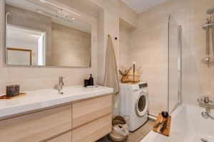 Charming Elegance image 13