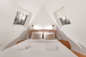 Rooftops on Pompe image 7
