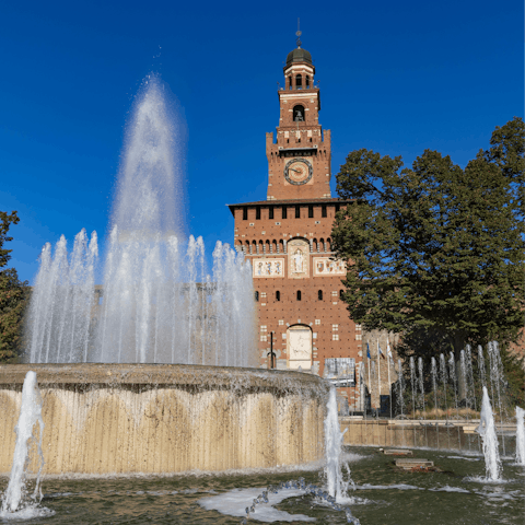 Learn about the history of Sforzesco Castle, thirteen minutes away on foot
