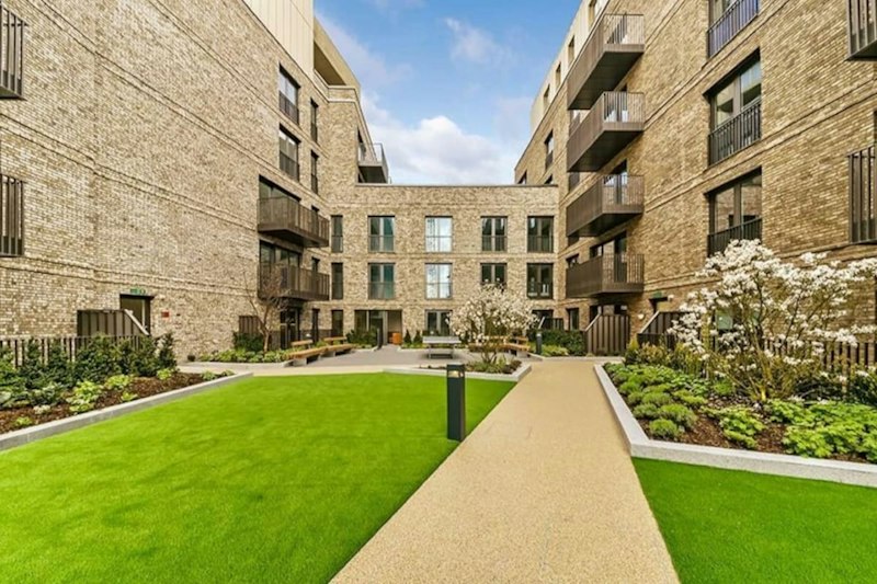Spitalfields & Starlight additional image