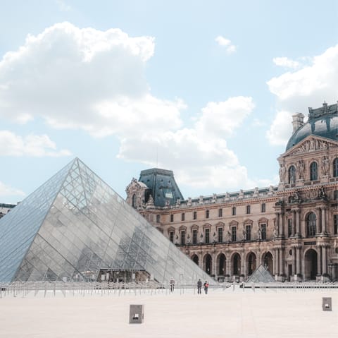 Walk just five minutes to the Louvre Museum
