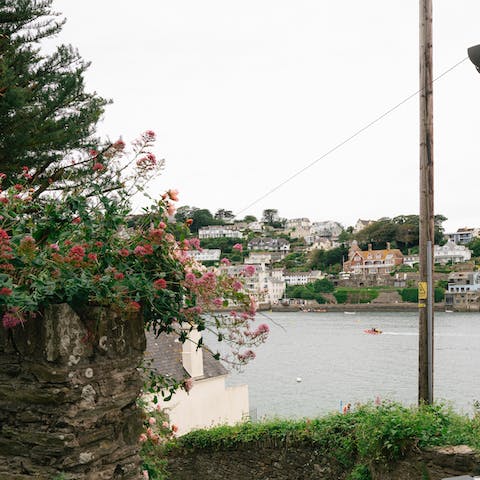 Head to the beautiful seaside towns of Salcombe and Dartmouth –⁠ both just a half-an-hour drive away