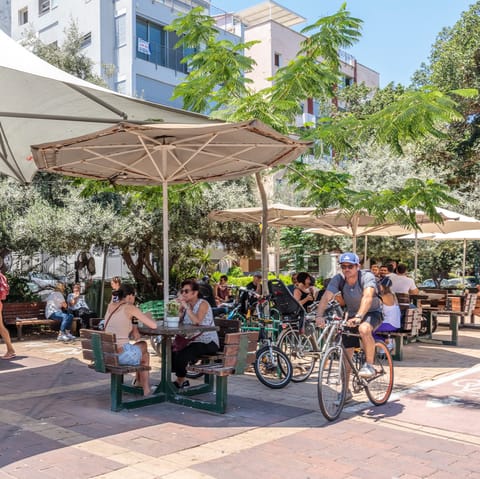 Stay in Tel Aviv's buzzing Old North neighbourhood, just a short walk from restaurants and cafes