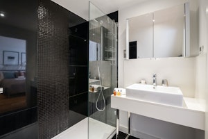 The Contemporary Haven image 9