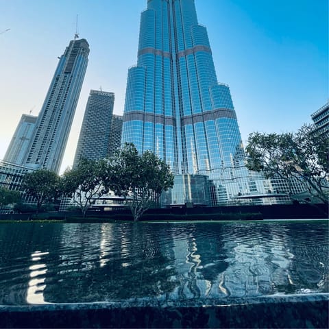 Visit the stunning Burj Khalifa 