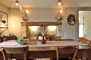 Cotswold Cottage Charm image 12