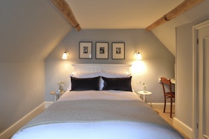 Cotswold Cottage Charm image 8