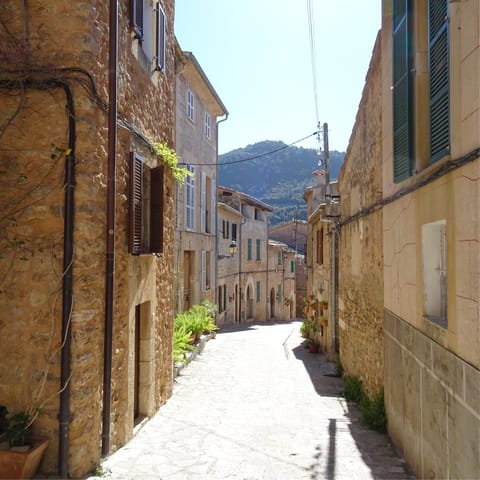 Stay in Mallorca – 3 kilometres from the pretty town of Manacor