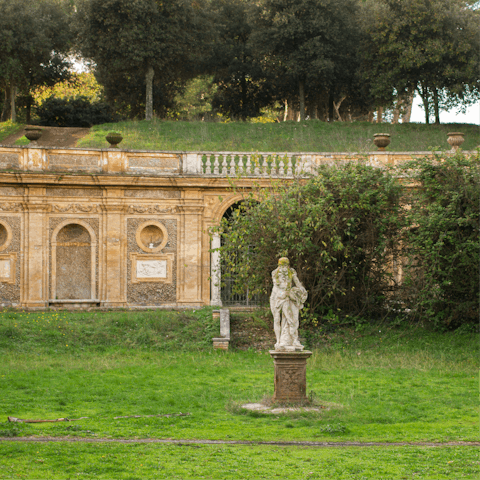 Enjoy an afternoon stroll through the nearby Villa Doria Pamphili