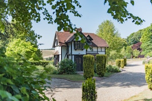 The Gatekeeper's House image 4